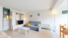 Appartement vue sur le port, proche mer